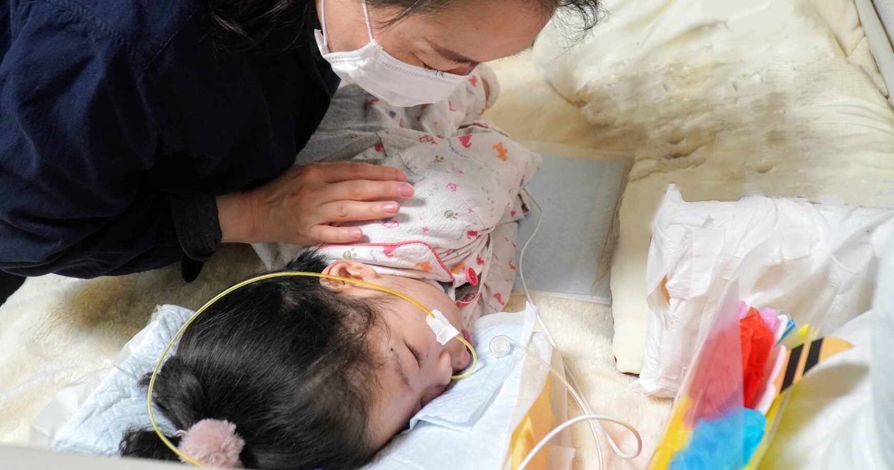 仙台ナンシーのお子さんと看護師