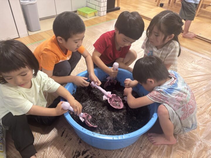 こどもたちの「なぜ？」から未来をつくる力を育む！フローレンスの保育園の探究活動とシチズンシップ保育【すくわくプログラム】