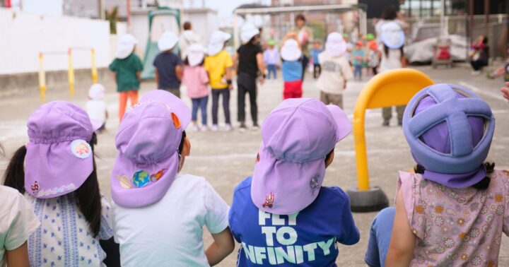 カギは看護師が一人で抱え込まない体制。「ナースの複数配置」と「保育士との連携」で医ケア児保育を広げる千葉市10年の知恵