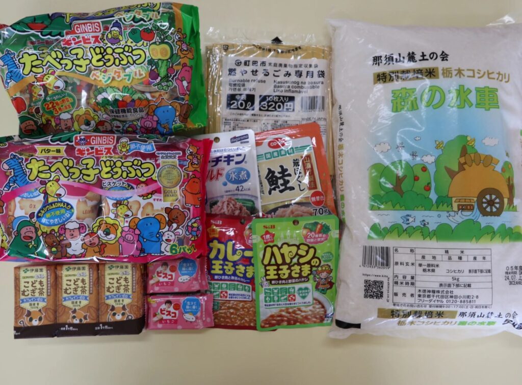 フードパントリーでお渡しする食品・日用品の例